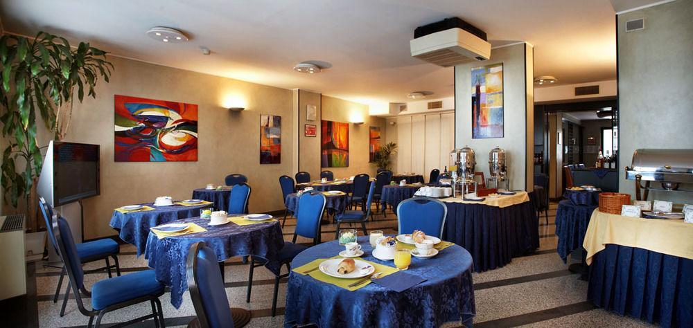 Pacific Hotel Airport ボルガロ・トリネーゼ エクステリア 写真